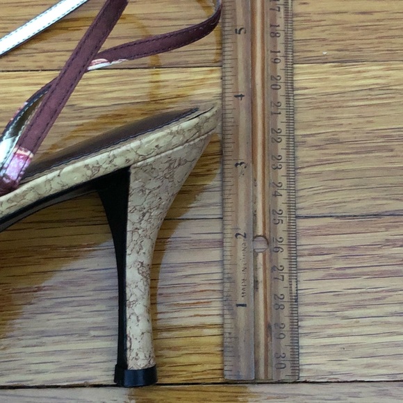 Nina Strappy sandals NWOT - Picture 4 of 6
